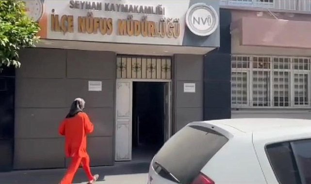 Kimliği kaybolan adayın imdadına Seyhan polisi yetişti
