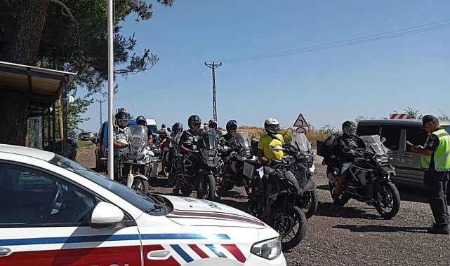 Kırklareli'de motosiklet sürücülerine bayram denetimi