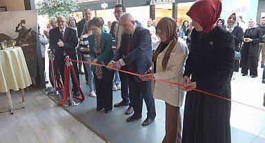 Kütahya'da merhum Mehmet Dumlu Hoca anısına tezhip ve minyatür sergisi