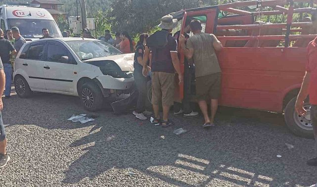 Manavgat'ta safari kazası:3 yaralı