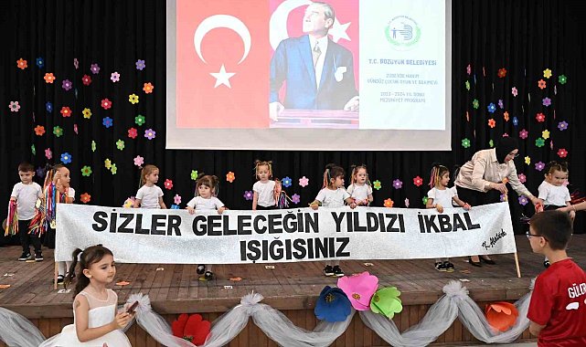 Miniklerin muhteşem gösterileri ayakta alkışlandı