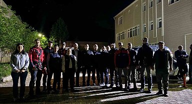 Niğde'de Aladağlar'a tırmanırken mahsur kalan 2 dağcı ekipler tarafından kurtarıldı