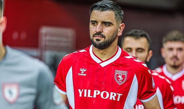 Samsunspor'da 4 futbolcu ile yollar ayrıldı