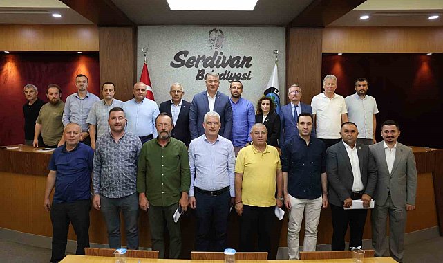 Serdivan'da asfalt seferberliği: 24 mahallede 54 kilometrelik yol yenilenecek