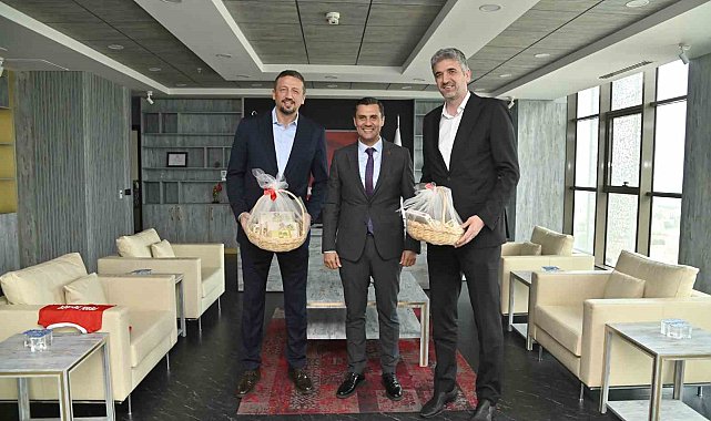 TBF Başkanı Hidayet Türkoğlu Manisa'da