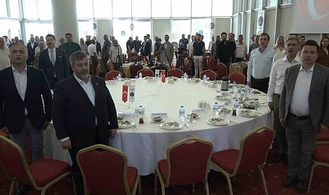 TR Düşünce Kulübü ilçe belediye başkanları ile buluştu