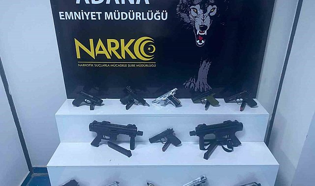Uyuşturucu operasyonunda 2 uzi ve 11 ruhsatsız tabanca ele geçirildi