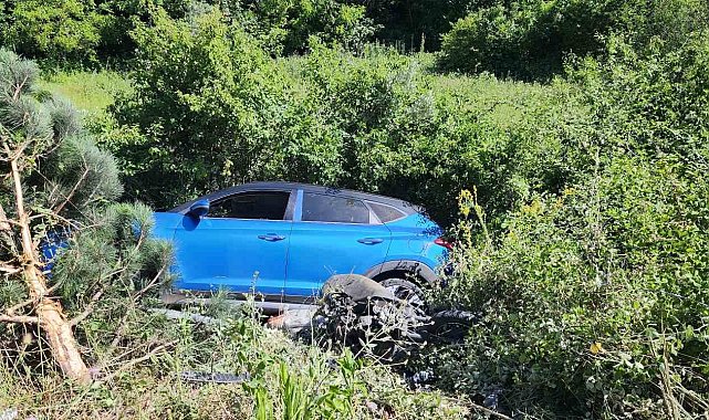 Yalova'da karşı şeritten gelen 2 araca çarpan motosiklet sürücüsü yaralandı