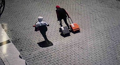 Yardım malzemelerini çalan hırsızlar önce kameraya, sonra polise yakalandı