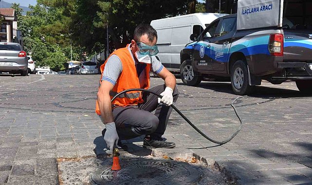 Yıldırım'da ilaçlama çalışmaları devam ediyor