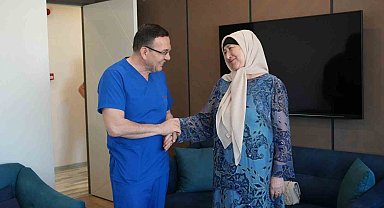Yumurtalıklarındaki tümörden 5 yıl sonra kurtulan Kırgız kadın: "Türk hekimlerinin elleri altın"