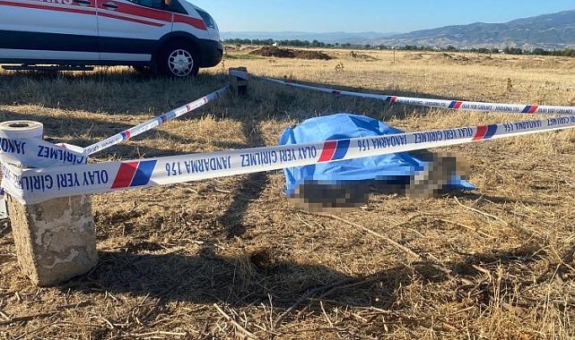 Alaşehir'de boş arazide erkek cesedi bulundu