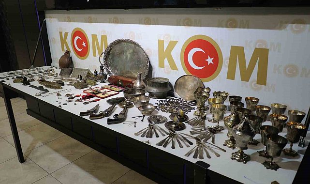 Ankara'da 19. yüzyıla ait Osmanlı, Avrupa ve Amerika kültürüne ait 200'den fazla tarihi eser ele geçirildi