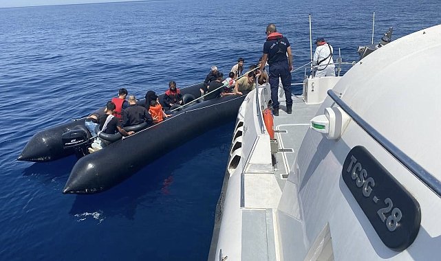 Ayvacık açıklarında 56 kaçak göçmen kurtarıldı