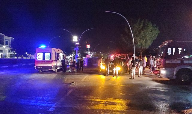Ayvalık'ta iki araç çarpıştı: 2 yaralı