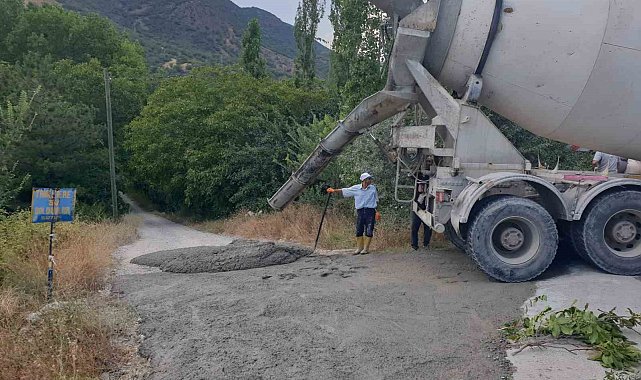 Bayat'ta bahçe yolları sorunu çözüldü