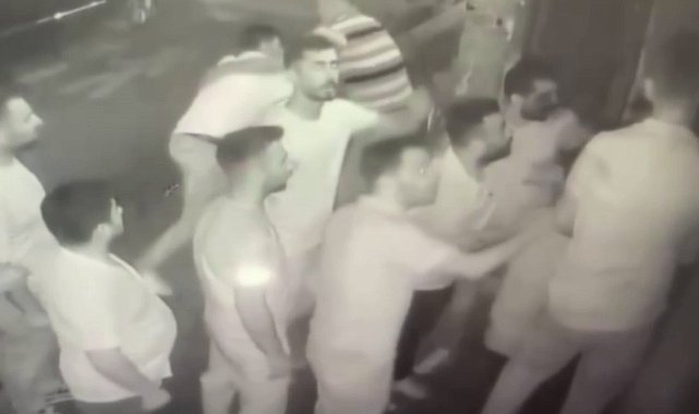 Beyoğlu'nda kardeşini döven şahsı silahla vurarak yaraladı