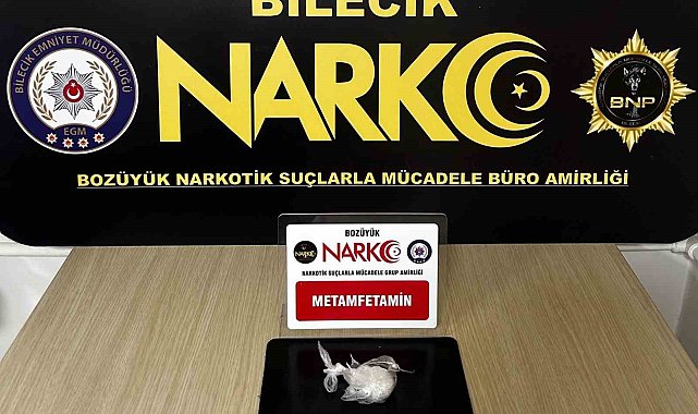 Bilecik'te durdurulan araçta uyuşturucu madde alarmı! 3 şüpheli yakalandı