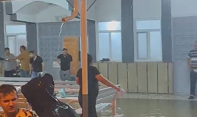 Çarşamba'da sağanak etkili oldu