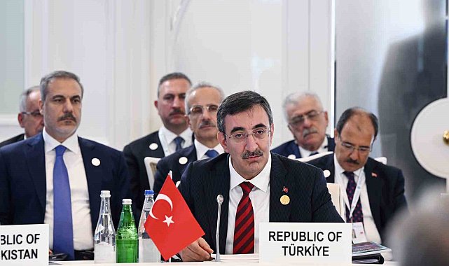 Cumhurbaşkanı Yardımcısı Yılmaz: "Orta Koridoru geliştirme konusunda ülkelerimizce yapılacak çalışmalar Türk Dünyasının küresel rolünü ortaya koyacaktır"