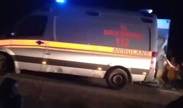 Diyarbakır'da kontrolden çıkan minibüs samanlığa daldı: 5 yaralı