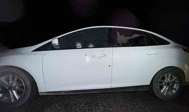 Diyarbakır'da seyir halinde taranan otomobildeki yaralılardan 2 kişi hayatını kaybetti