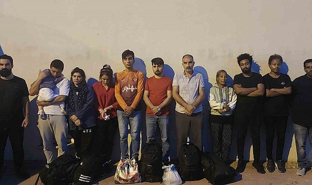 Edirne'de göçmen operasyonu: 23 kaçak göçmen yakalandı