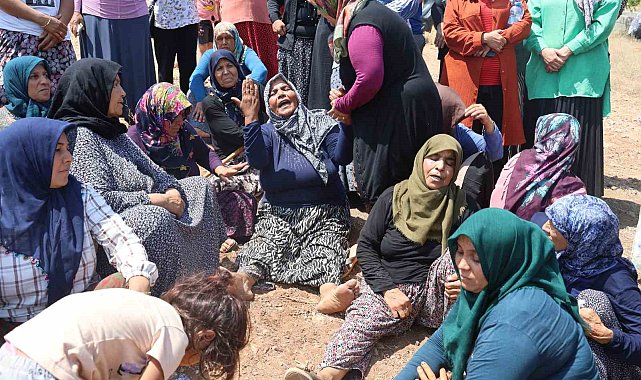 Eski eşi tarafından 7 kurşunla öldürülen 3 çocuk annesi depremzede kadın gözyaşları içerisinde son yolcuğuna uğurlandı