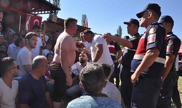 Hacet bayramında ipler gerildi: Jandarma kavgayı önledi