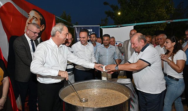 Kepez'de aşureler kaynadı, bereket paylaşıldı