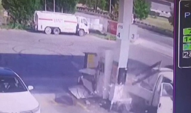 Kontrolden çıkan cip akaryakıt istasyonuna daldı