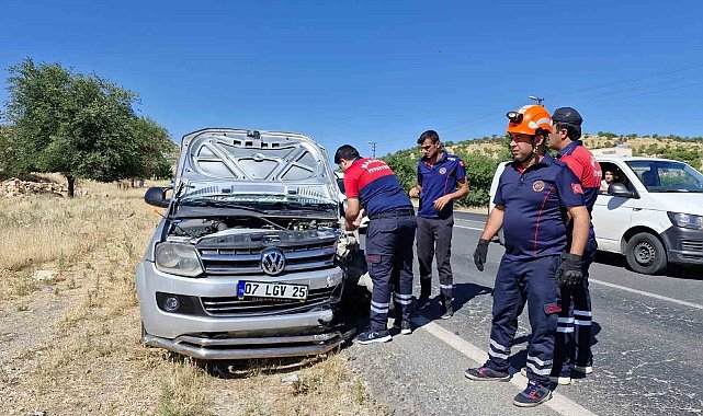 Mardin'de kamyonet ile hafif ticari araç çarpıştı: 2 yaralı