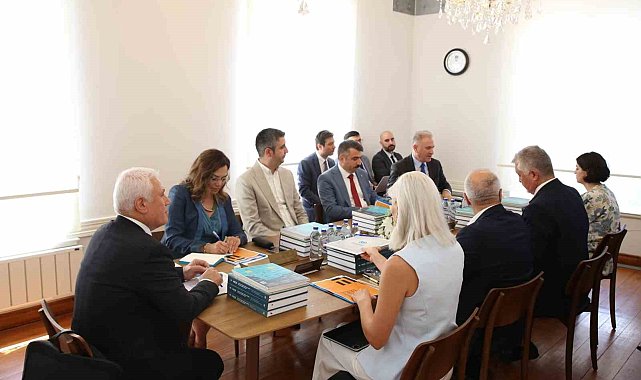 Marmara Belediyeler Birliği'nde gündem sokak hayvanları ve deprem