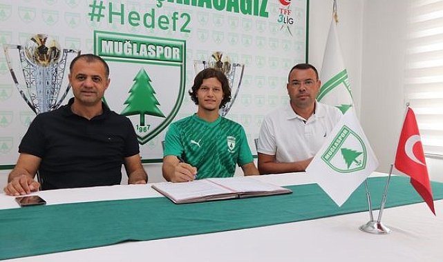 Muğlaspor'a 'Tatlı' transfer