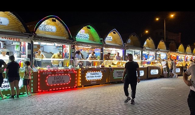 Ortaköy'de bağırarak müşteri çekmeye çalışan 40 hanutçuya ceza