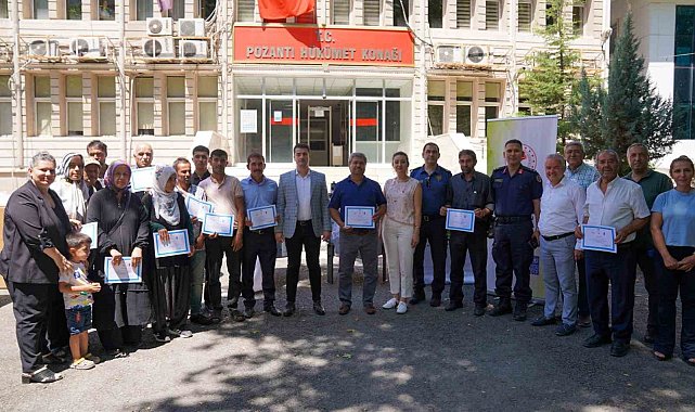 Pozantı'da bal üreticisine yüzde 70 hibeli bal süzme makinesi desteği