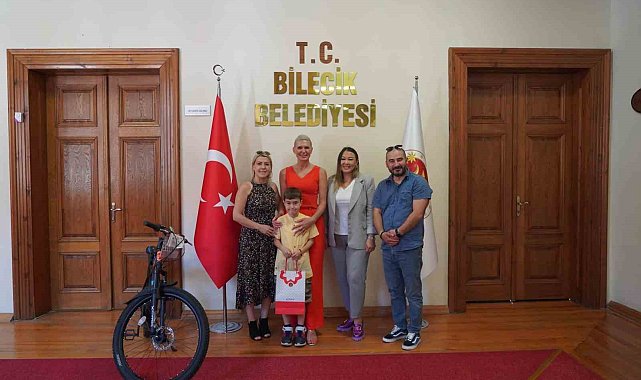 Rusya'da düzenlenen Uluslararası Müzik Festivali'nde 3'üncü oldu
