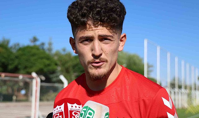 Sivassporlu Emirhan: "Formayı almaya çalışacağım"