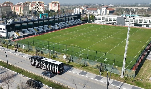 Sözleşmesi iptal edilen Manisa FK tesisleri boşalttı