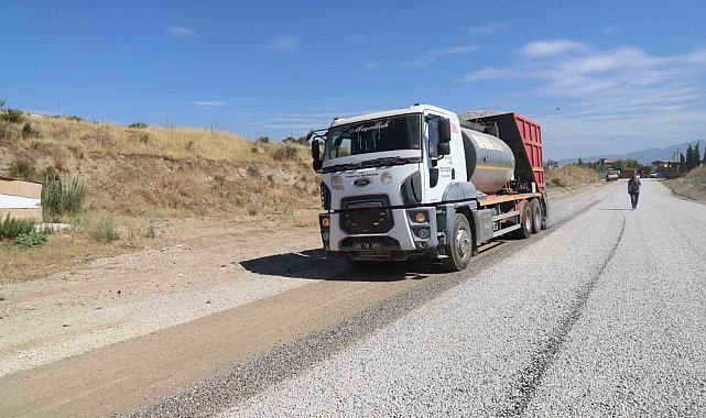 Turgutlu Belediyesi 2024 yılı asfalt sezonunu açtı
