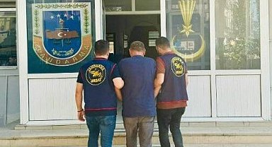 10,5 yıl hapis cezası ile aranan şahsı jandarma yakaladı