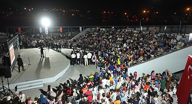 15 Temmuz Camili-Karaman Kapalı Pazar Yeri ve Etkinlik Sahnesi coşkuyla açıldı