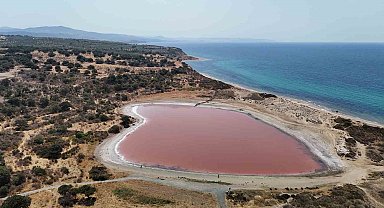 2 bin yıllık antik liman kalpli pembe göle dönüştü