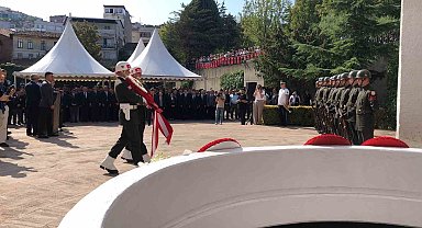 3. Cumhurbaşkanı Celal Bayar, 38. ölüm yıl dönümünde devlet töreniyle anıldı