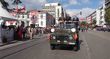 30 Ağustos Zafer Bayramı'nın 102. yılı Bursa'da coşkuyla kutlandı