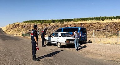 8 yaşındaki Narin'in arama çalışmalarının 6'ncı gününde 300'den fazla araç kontrol edildi