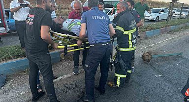 Adıyaman'da 2 otomobil çarpıştı: 2 Yaralı