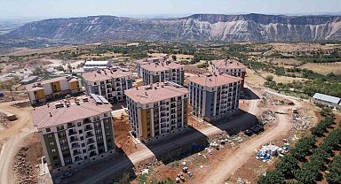 Adıyaman'ın Tut İlçesinde depremzedeler konutlara yerleşiyor