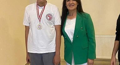 Afyonkarahisarlı satranç sporcusu turnuvada üçüncü oldu