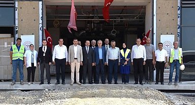 AK Parti heyeti Aydın Şehir Hastanesi inşaatında çalışmaları yerinde inceledi
